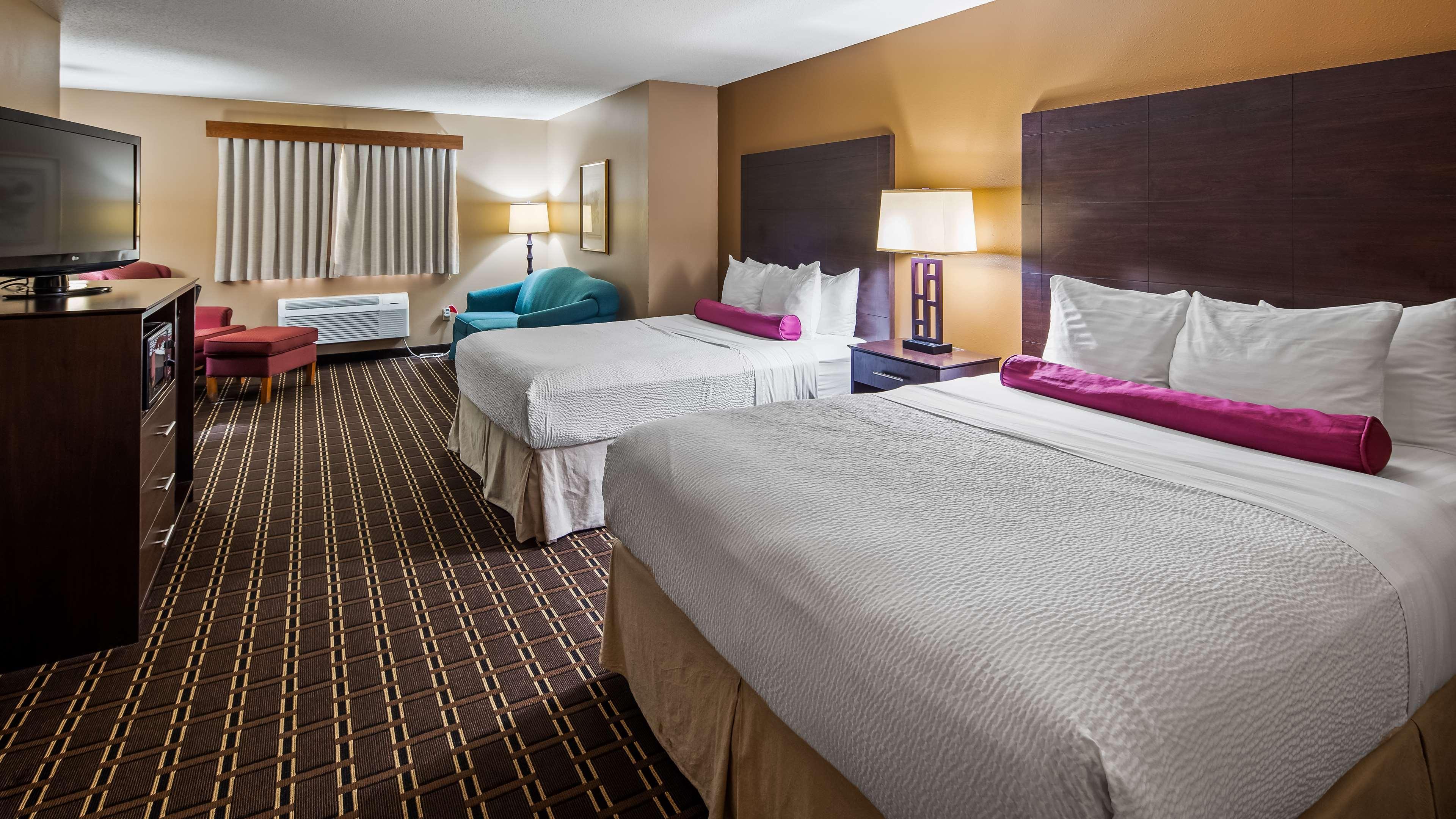 Best Western Dodgeville Inn & Suites Bagian luar foto