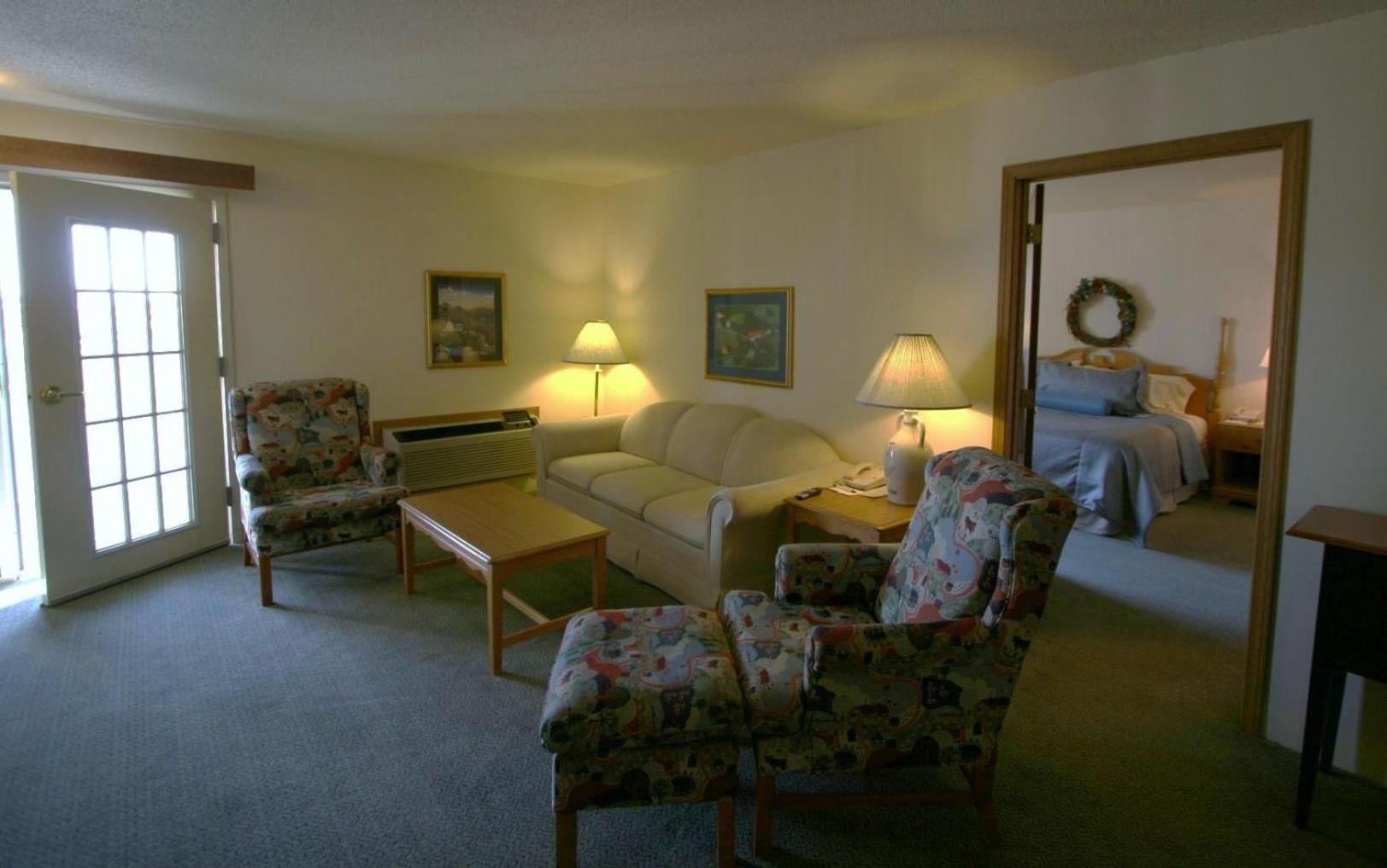 Best Western Dodgeville Inn & Suites Bagian luar foto